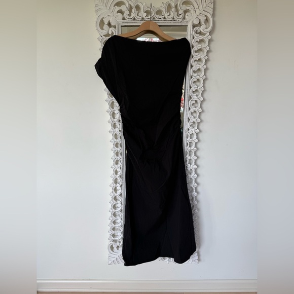 Abercrombie & Fitch Off-The-Shoulder Black Draped Midi Dress • M • NWT - Picture 9 of 11